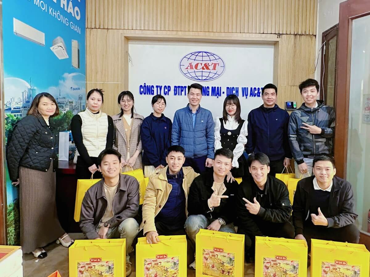 Tết Tân Tỵ 2025 – Gửi trao yêu thương, trân trọng cống hiến