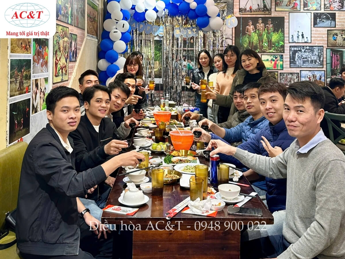 8/3 TRỌN VẸN CÙNG AC&T