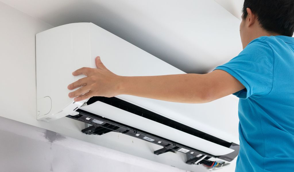 Giá lắp đặt thường sẽ tính riêng không kèm giá máy