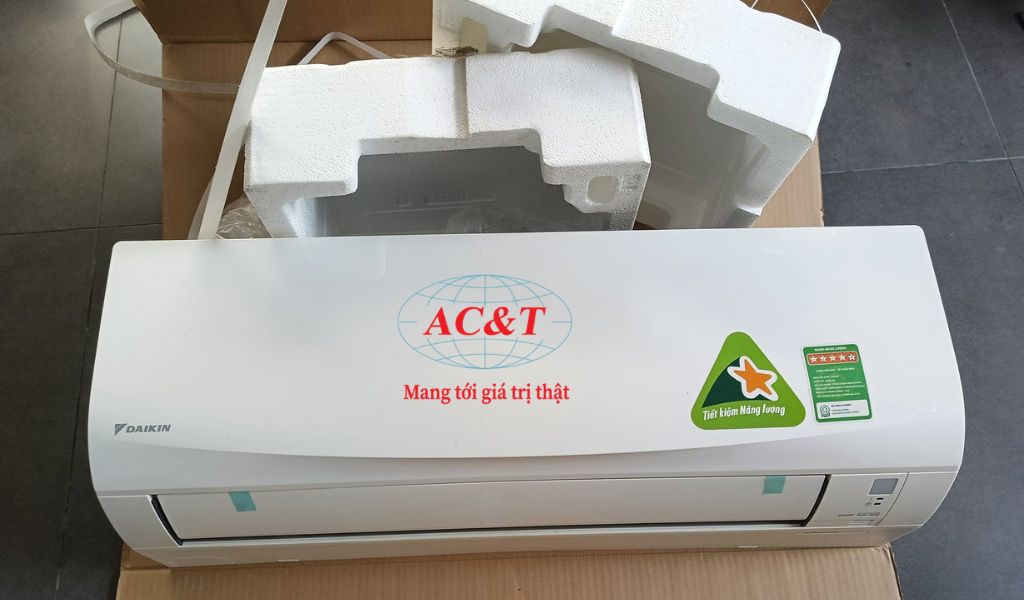 Phần vỏ máy của dàn lạnh treo tường